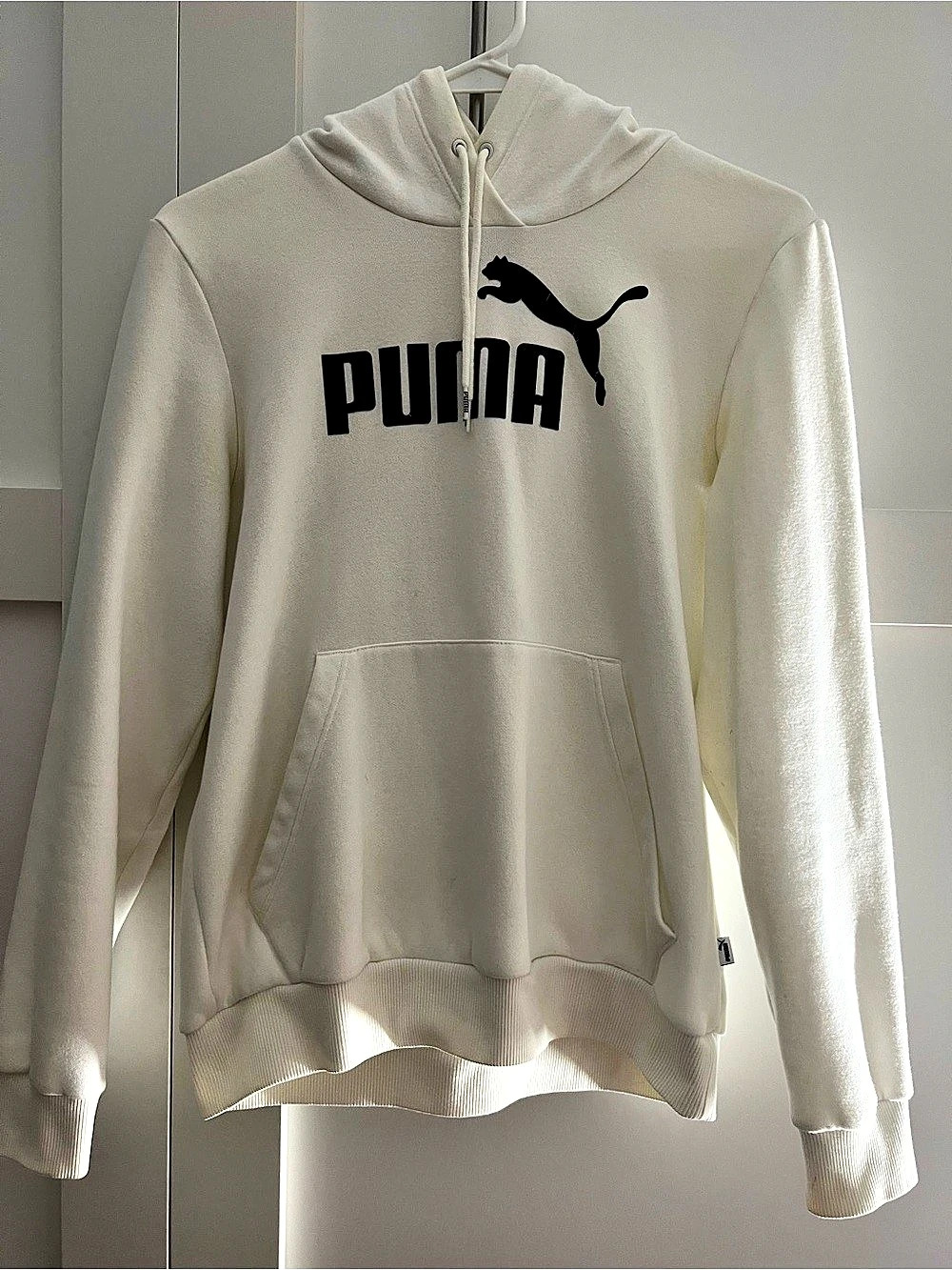 PUMA Girls Large Pullover White Hoodie White with Black Logo